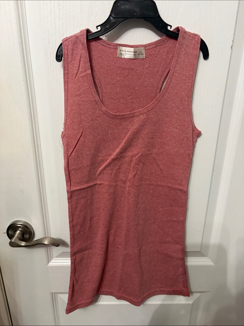 Alice in wonderland Classic Scoop Tank Top - Dusty Rose